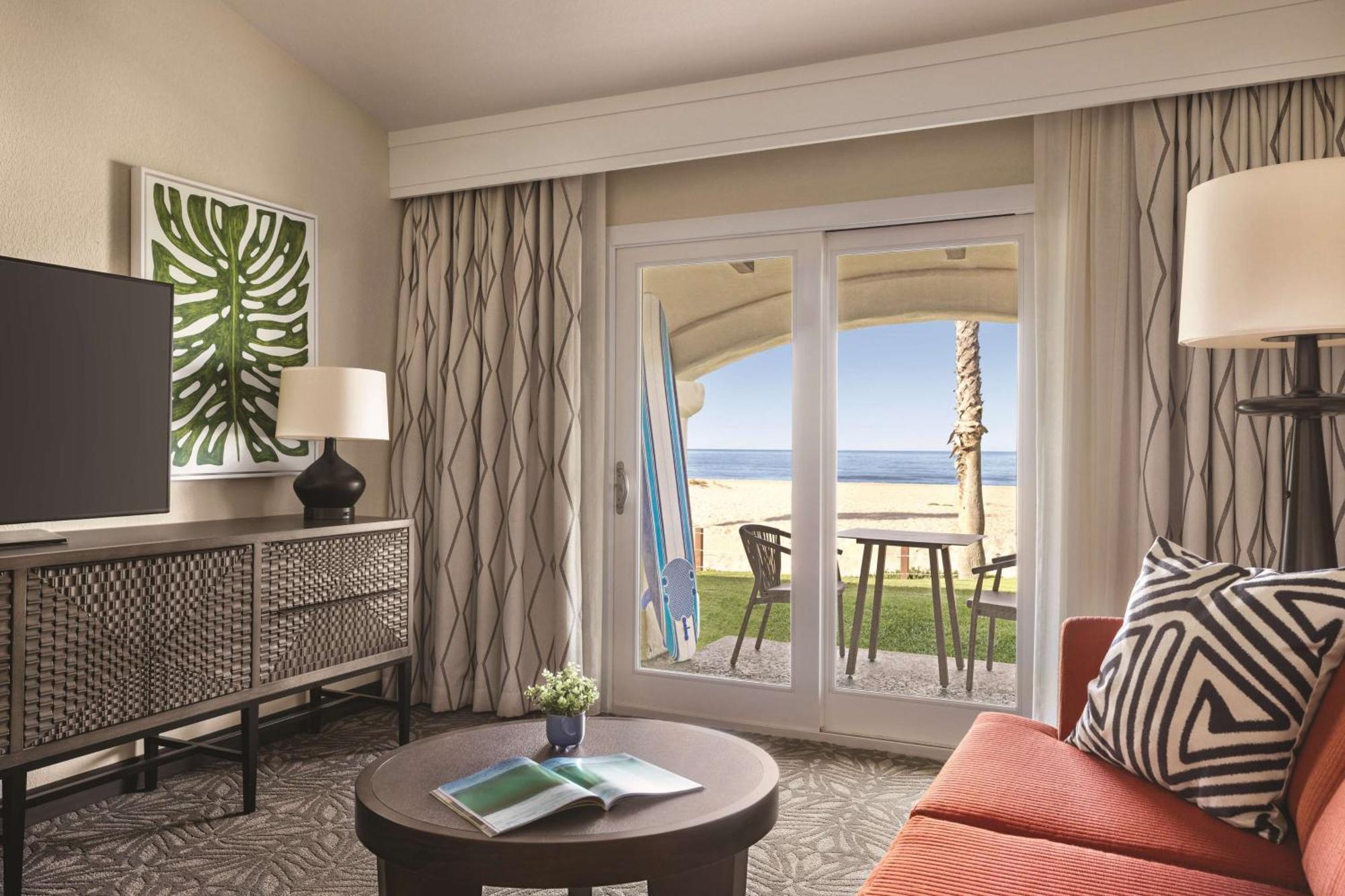 Zachari Dunes On Mandalay Beach, Curio Collection By Hilton Окснард Екстериор снимка